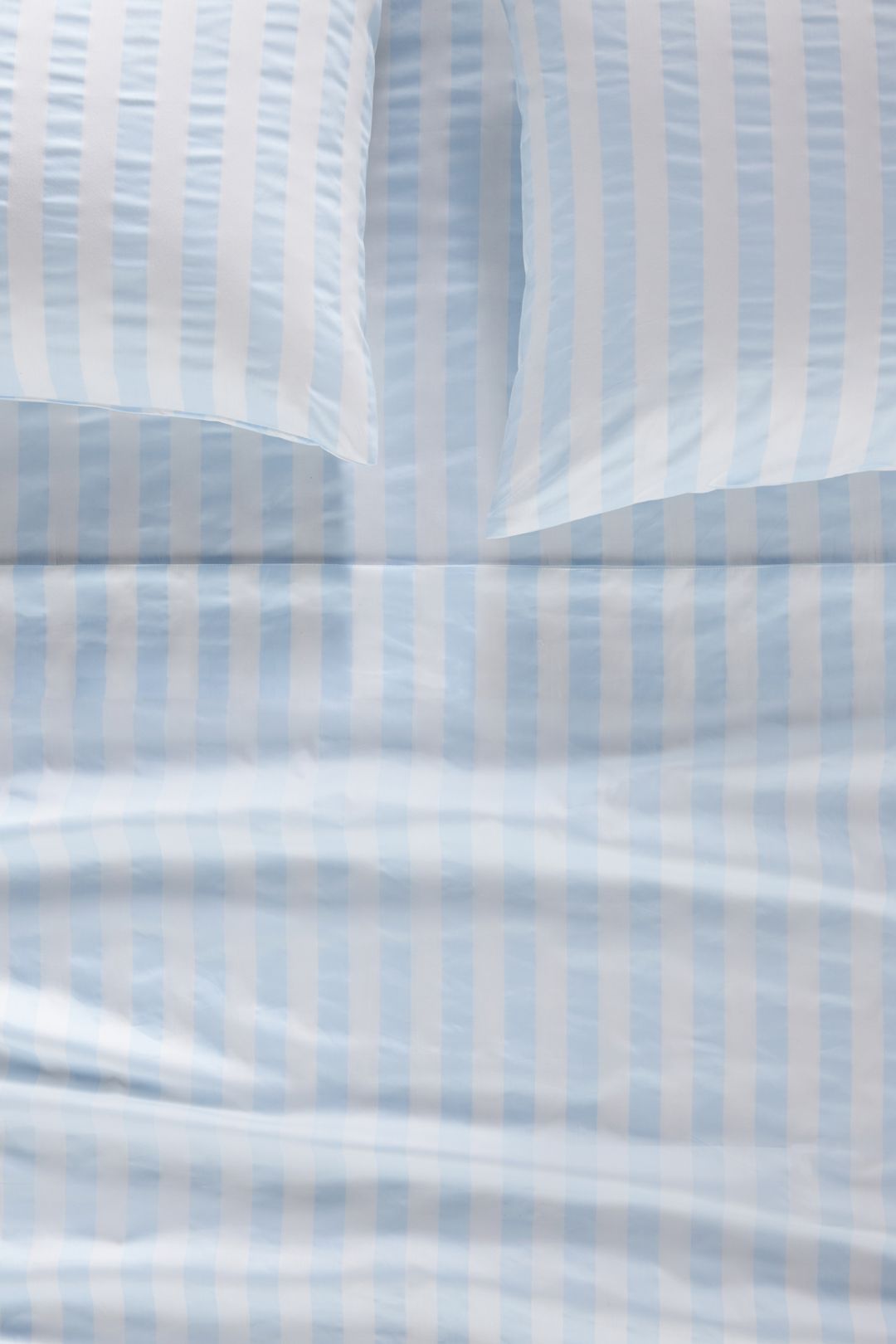 The Organic Cotton Sateen Printed Sheet Set by Maeve - Blue/White Stripe, California King