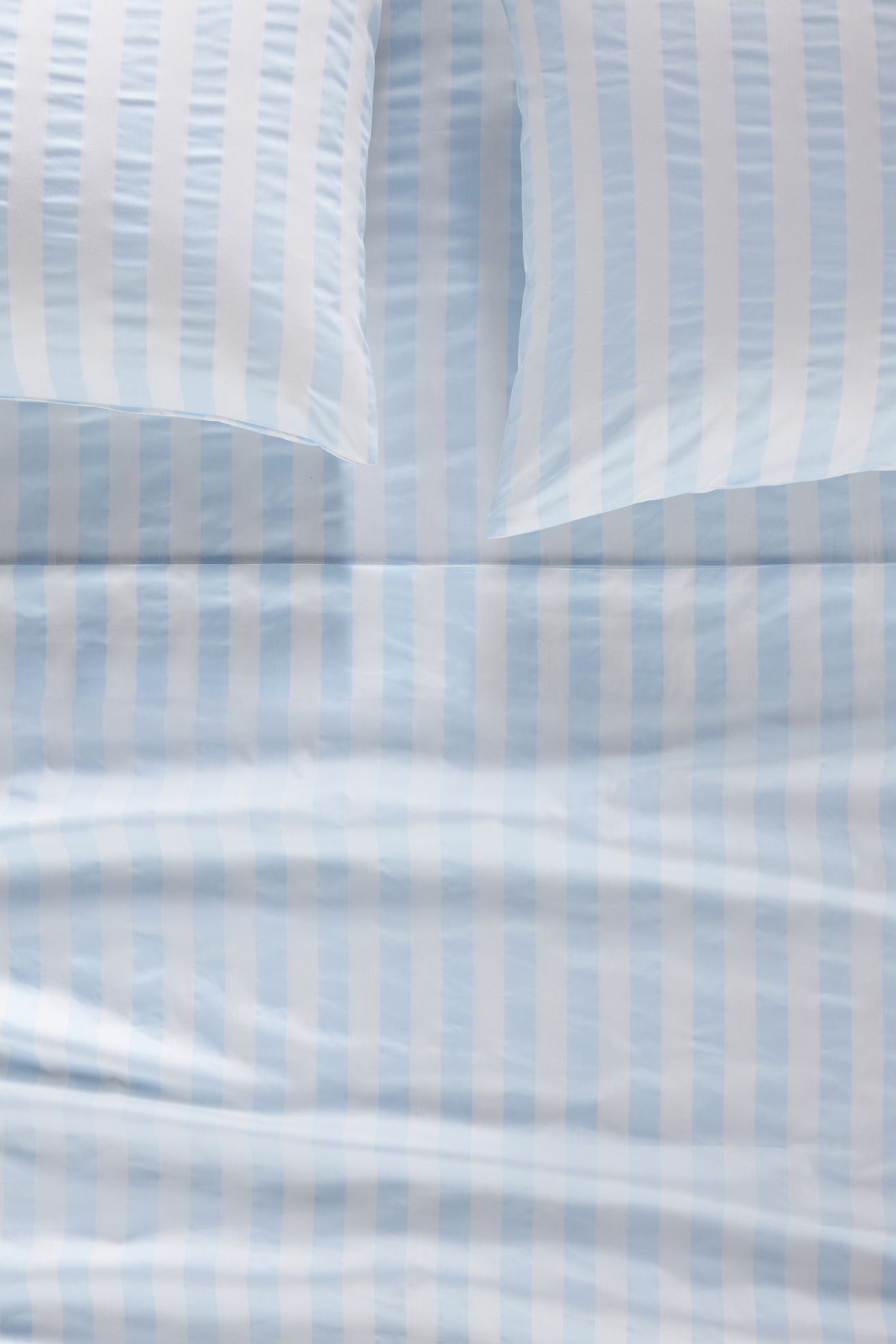 The Organic Cotton Sateen Printed Sheet Set by Maeve - Blue/White Stripe, King
