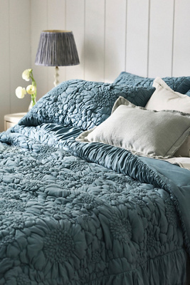 Twin Bedding | AnthroHome