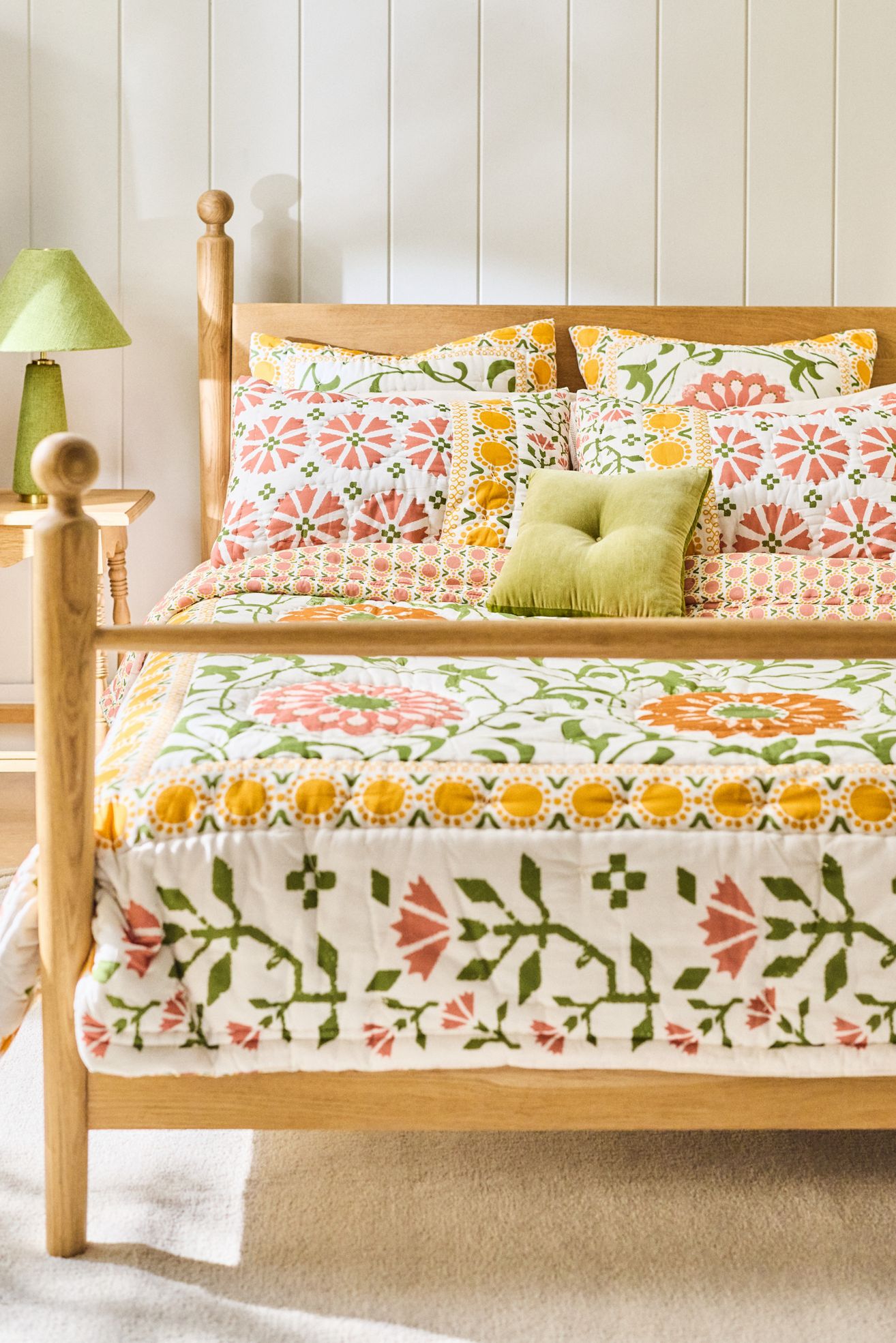 Ellen Merchant Cotton Voile Cottage Quilt - Ochre Floral, Queen