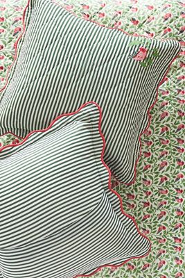 Iluka Shams, Set of 2