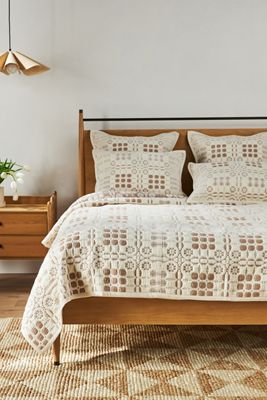 Veda Matelassé Coverlet​