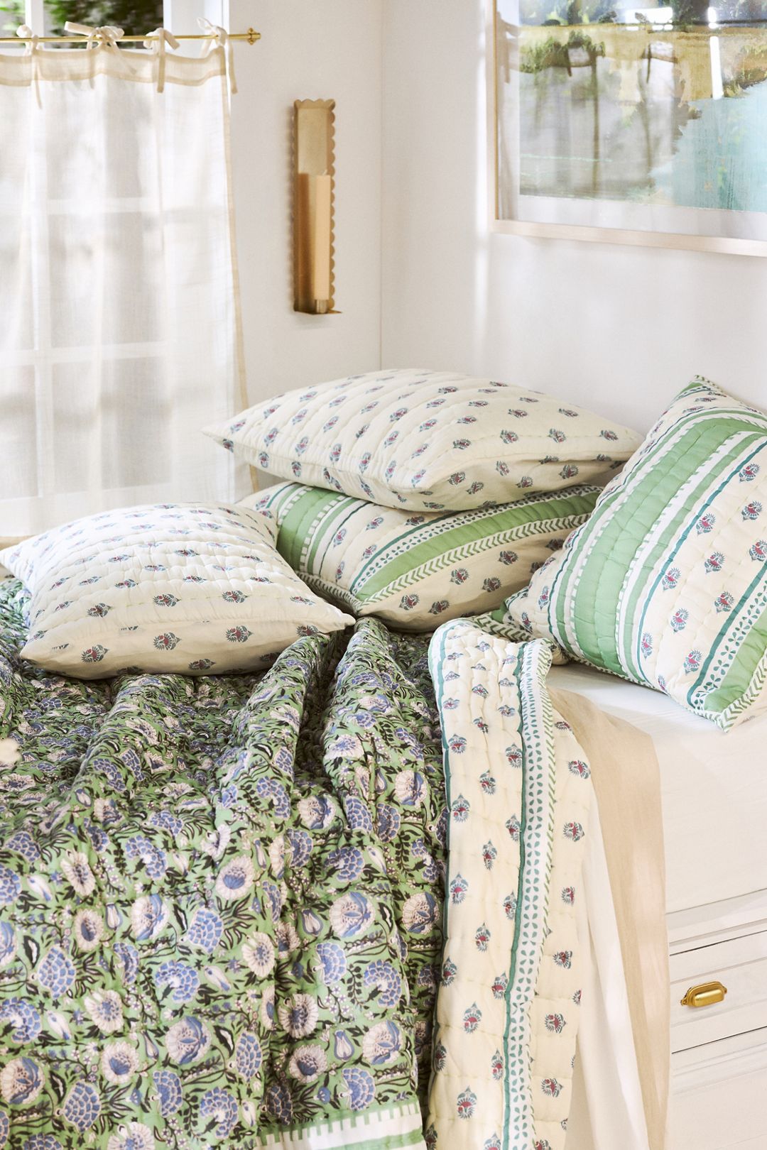 The Printed Cotton Voile Quilt Collection - Khira Green, Standard, King