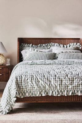 Gingham Ruffle Yarn-Dyed Cotton Quilted Bedspread