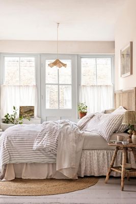 Piglet in Bed Linen Blend Duvet Cover