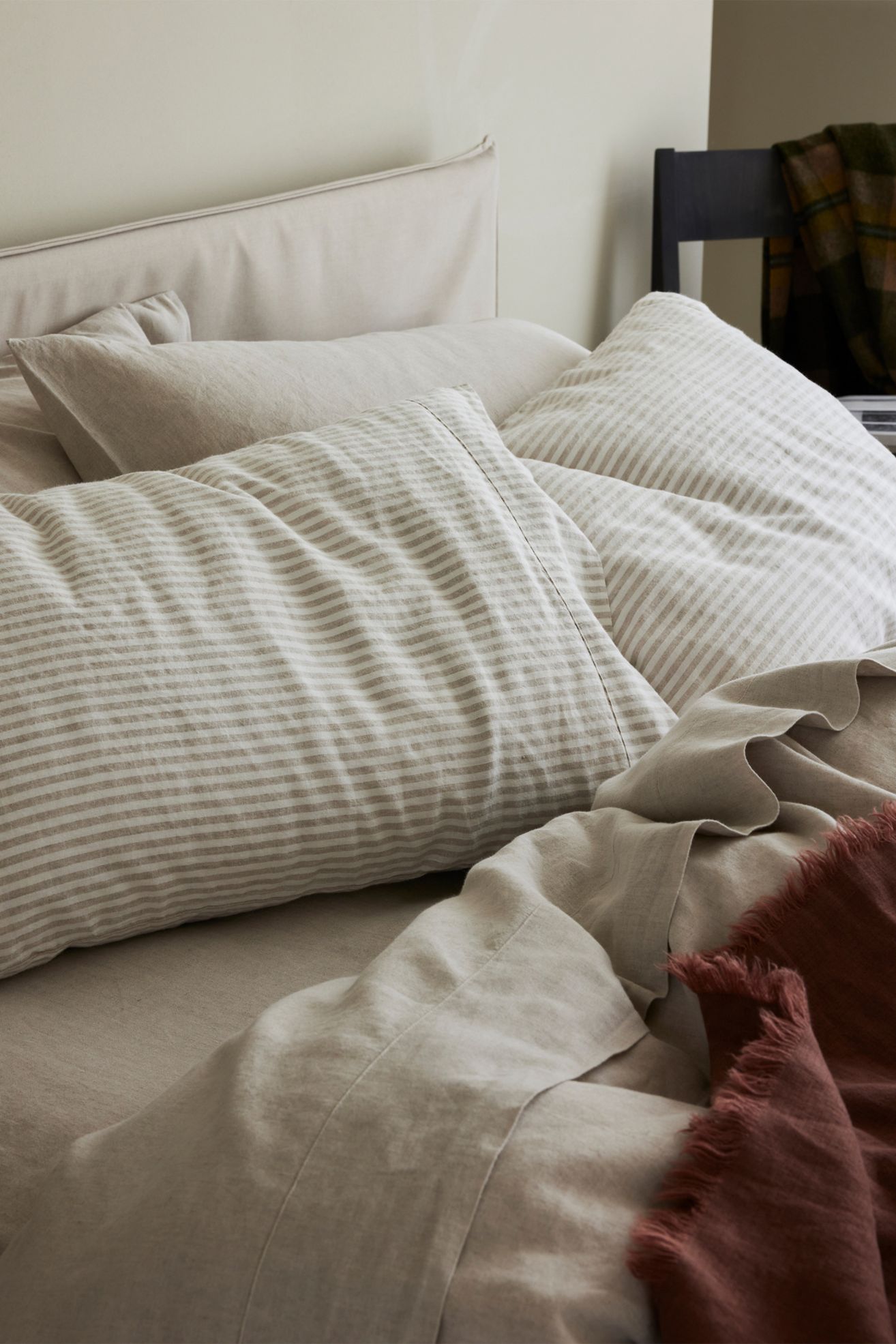 Piglet in Bed Linen Blend Pillowcases, Set of 2 - Oatmeal Stripe, Standard Pillowcase, Set of 2