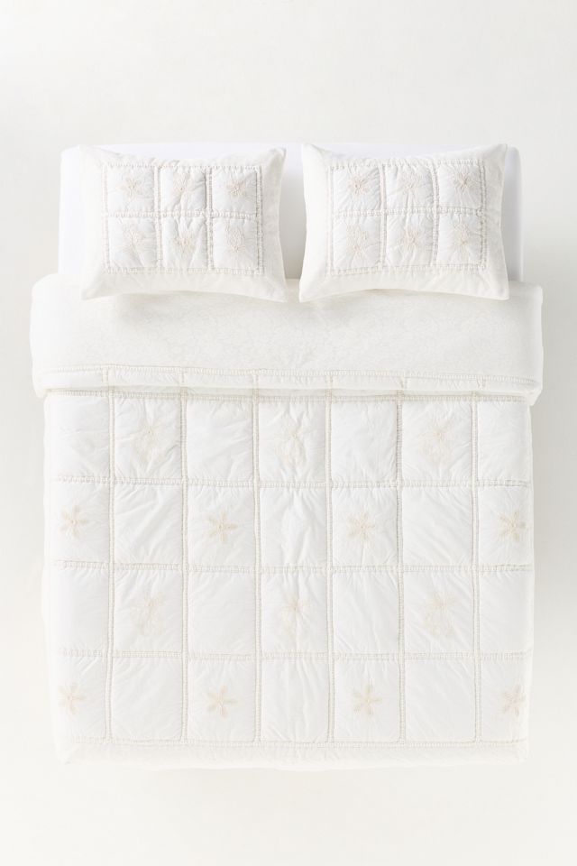 Vienne Cotton Floral Embroidered Quilted Bedspread #2