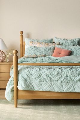 Everly Cotton Floral Manipulated Quilt