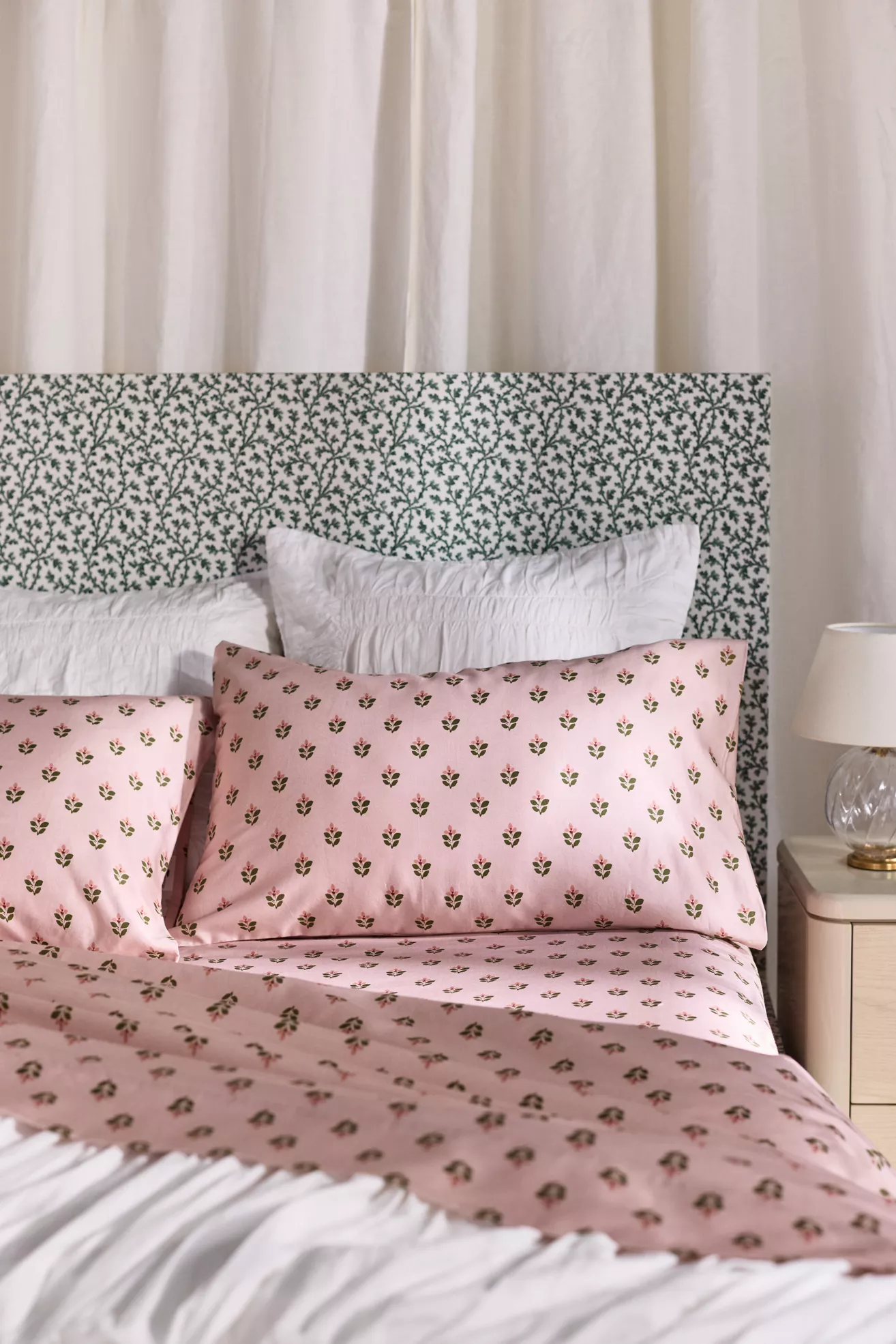 MINDTHEGAP Organic Cotton Sateen Printed Sheet Set