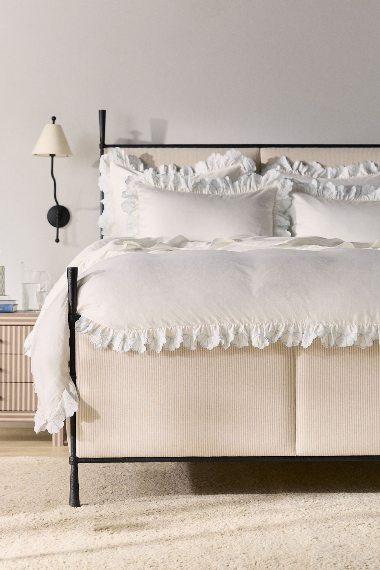 Fera Cotton Embroidered Sateen Duvet - Blue, King