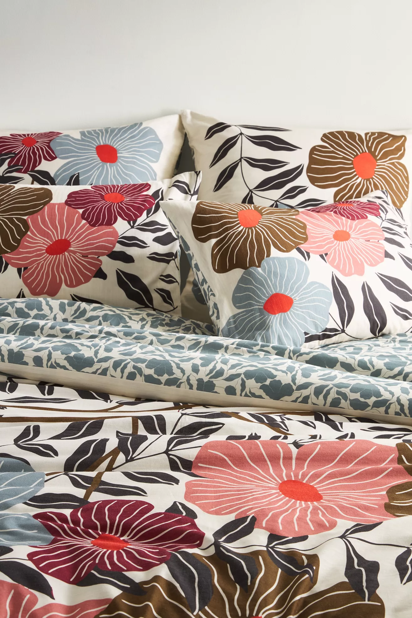 McKenzie Parrott Floral Threads Organic Cotton Printed Floral Duvet Cover