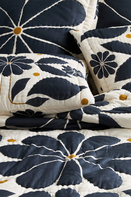 McKenzie Parrott Floral Threads Cotton Floral Printed Quilt - Thumbnail 3