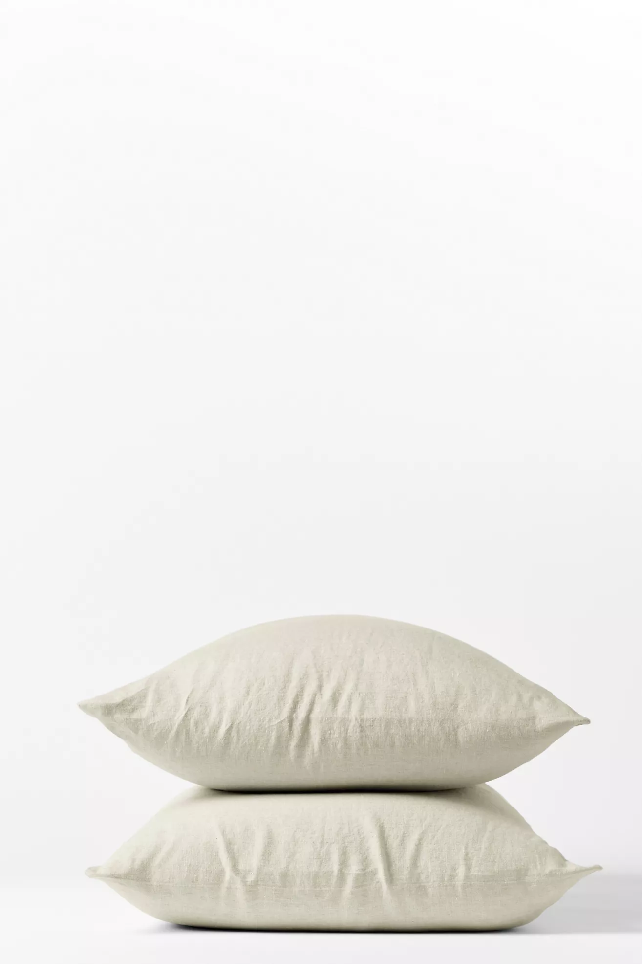 Coyuchi Organic Relaxed Linen Sheet Set - thumbnail 10