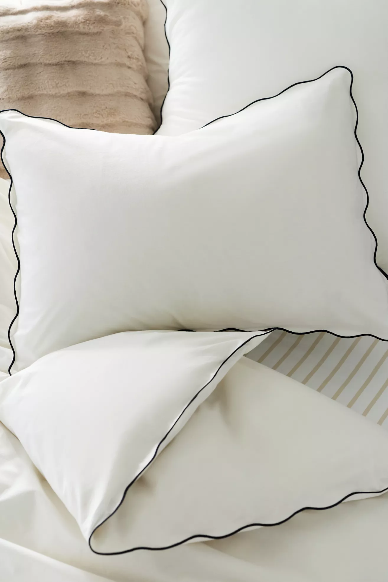 100% Cotton Marrow Scalloped Edge Duvet