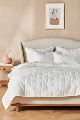 Relaxed Linen-Cotton Quilt