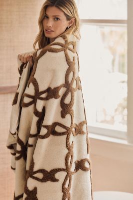 Maeve Icon Carved Faux-Fur Throw