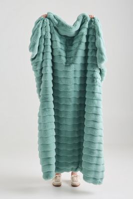 Sophie Scallop Carved Faux-Fur Throw