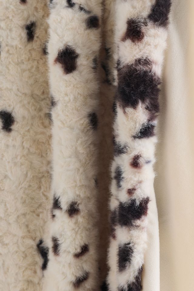 Speckle Printed Faux-Fur Throw Blanket #1