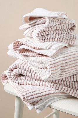 Kassatex Sullivan Towel Collection