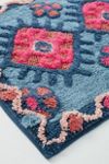 Tapis rose en viscose et laine de nouvelle zélande Quatre par Kaymanta