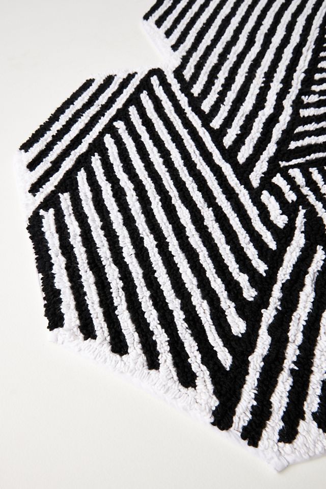 Tufted Stripe Illusion Bath Mat #1