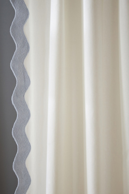 Anthropologie Scalloped Shower Curtain - Thumbnail 2