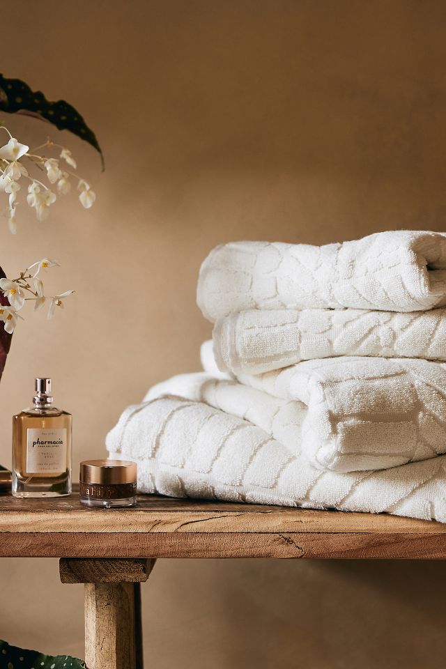 Zara bath towels hot sale