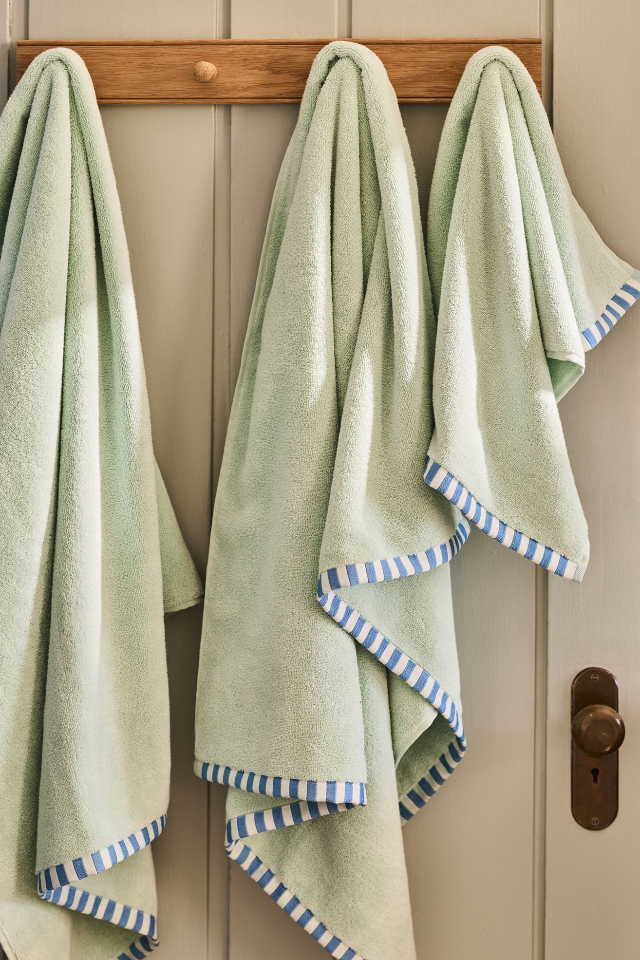 Sloane Portuguese Zero-Twist Cotton Towel Collection - Light Blue, Bath Towel