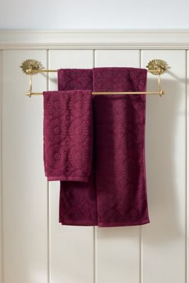 Benni 100% Portuguese Cotton Sculpted Towel Collection