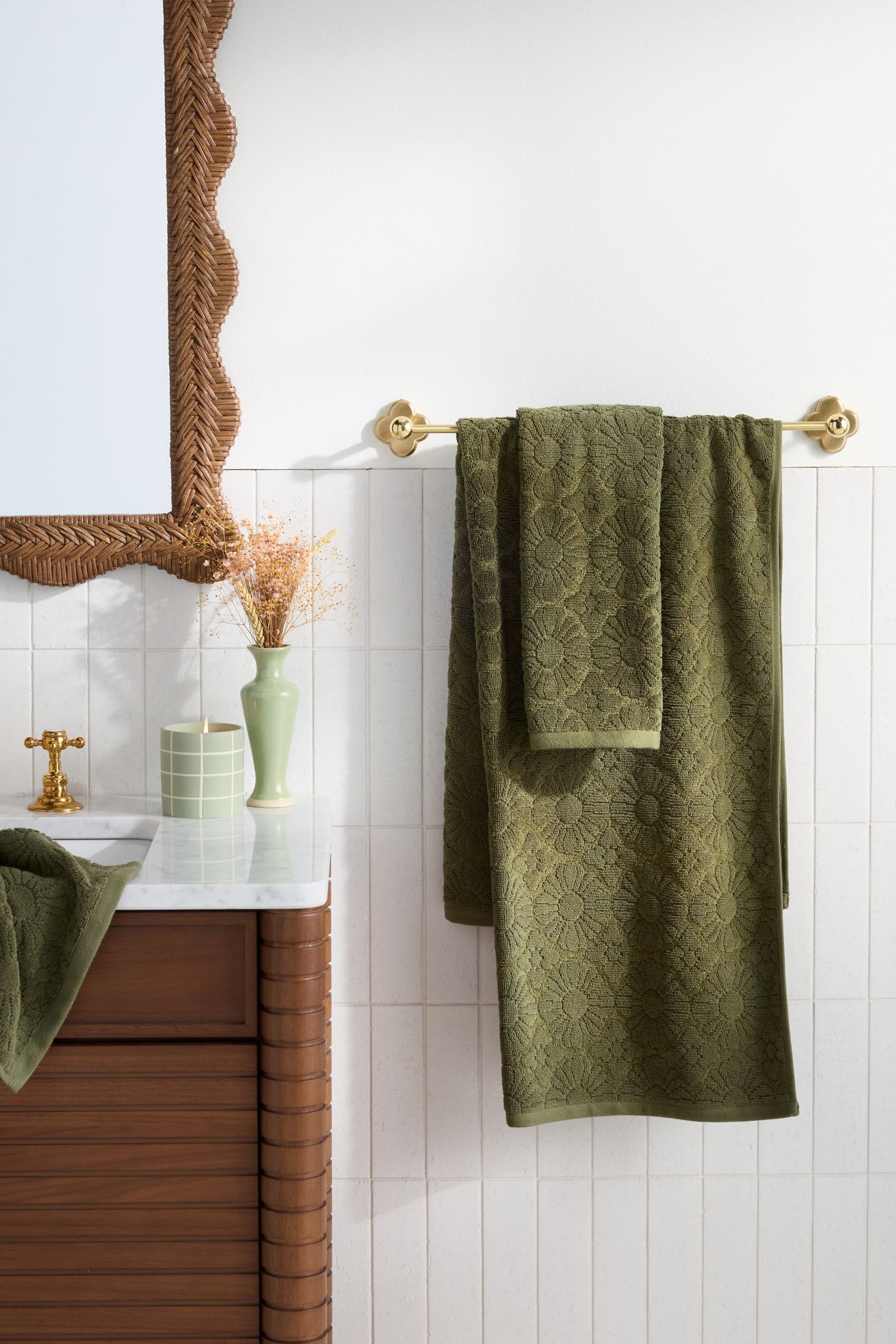 Benni 100% Portuguese Cotton Sculpted Towel Collection - Olive, Hand Towel