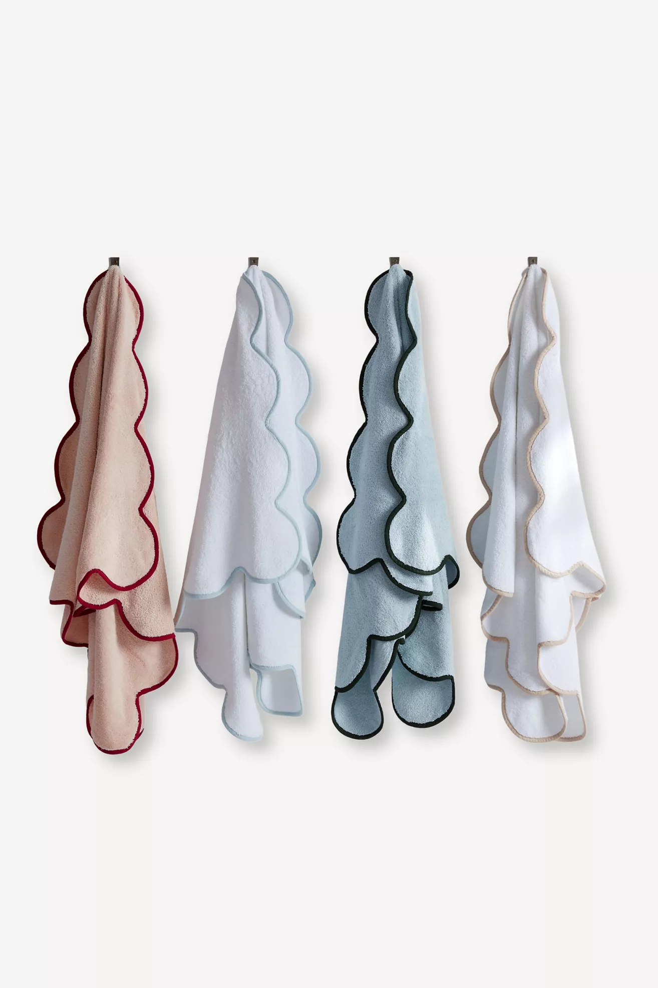 Kassatex Chairish Scallop Edge Bath Towel Collection