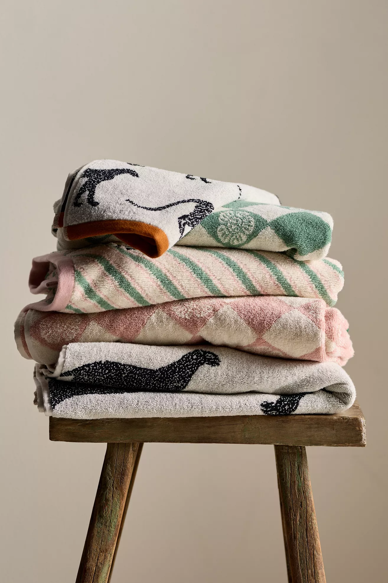 Cotton Woven Pattern Towel Collection - thumbnail 4