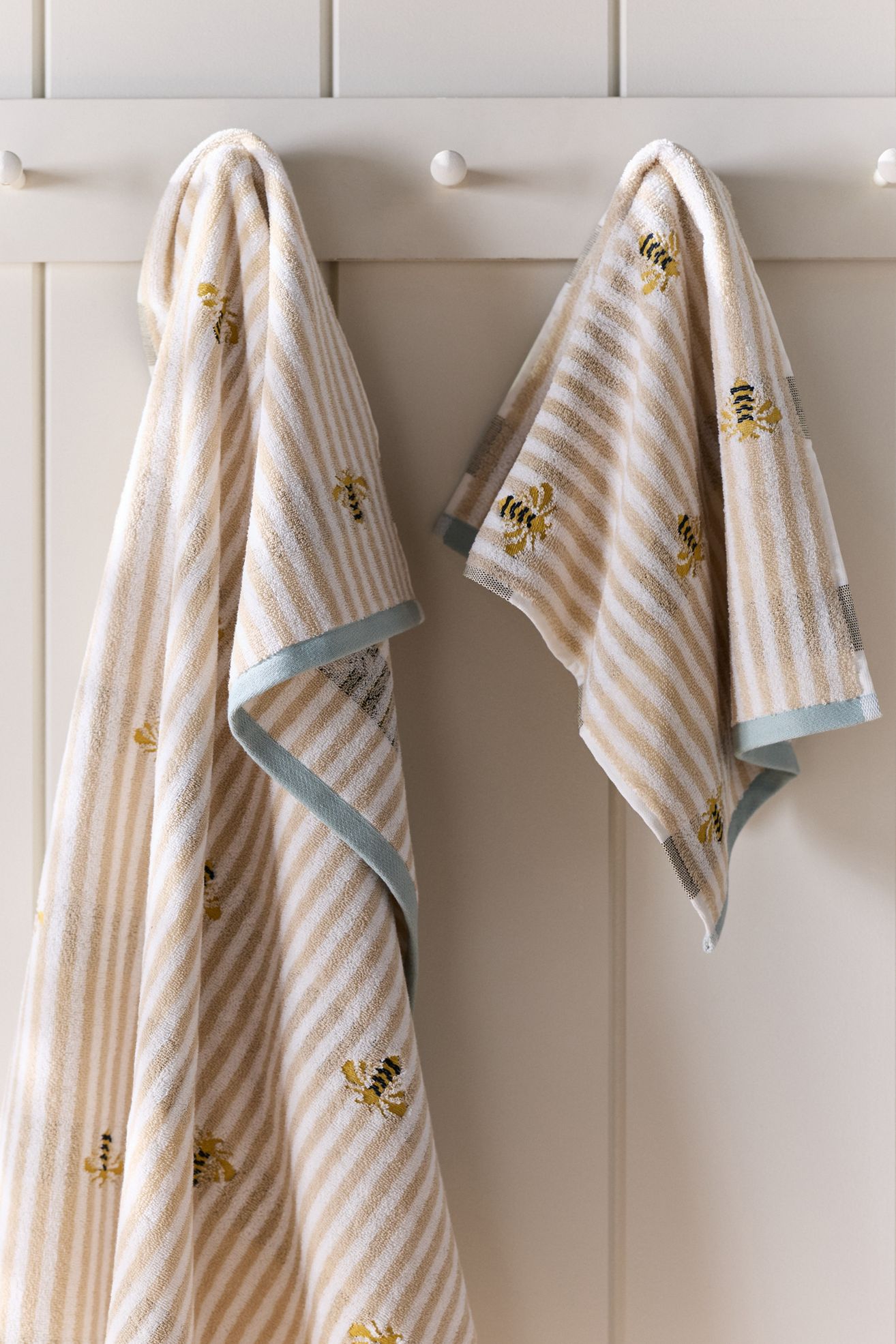 Icon Stripe Cotton Towel Collection - Bee, Hand Towel Out of Stock