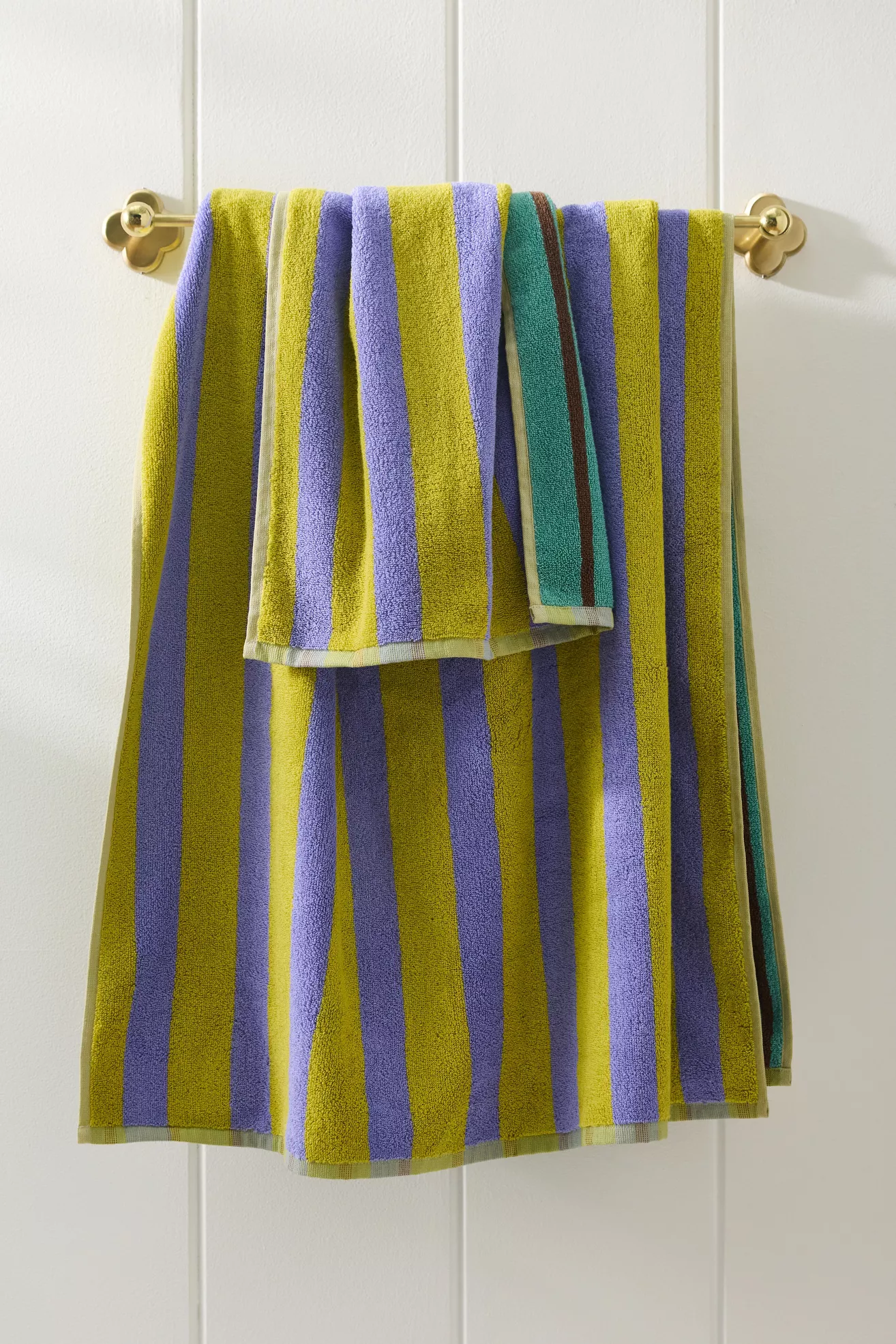 100% Cotton Reversible Stripe Towel Collection - thumbnail 8