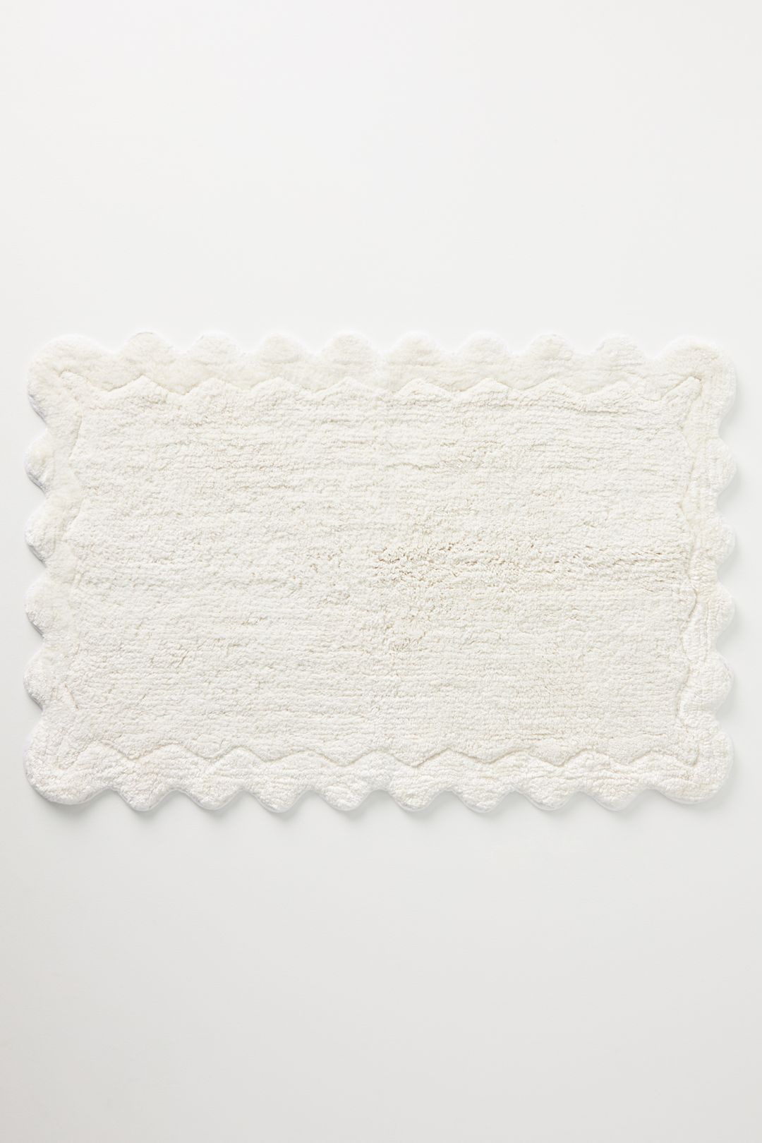 Maeve by Anthropologie Scalloped Cotton Bath Mat - Ivory, Standard, L