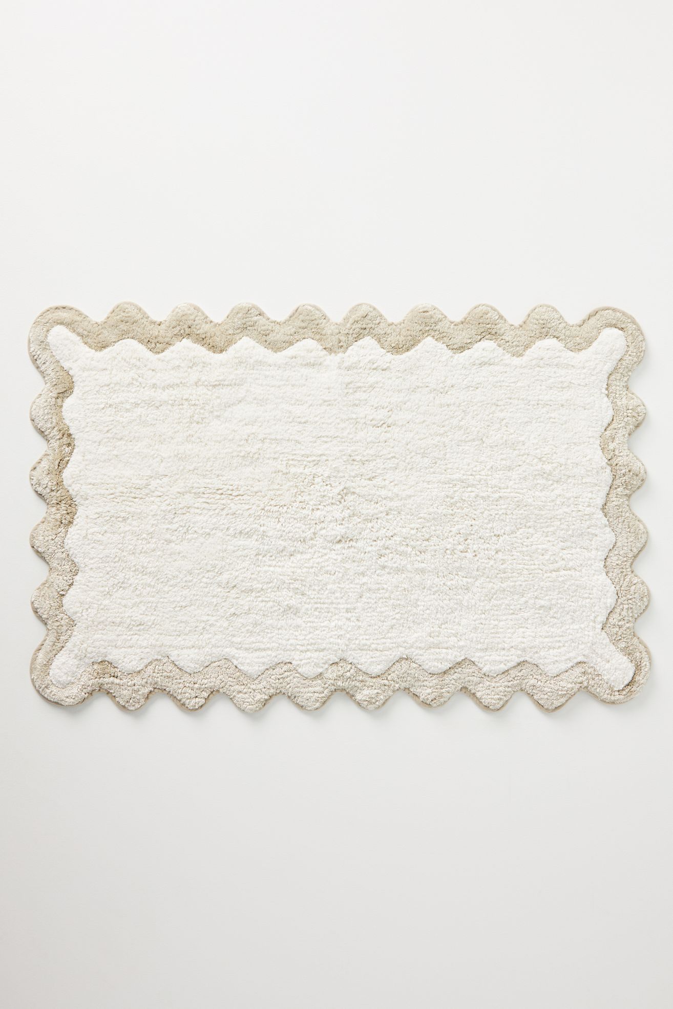Maeve by Anthropologie Scalloped Cotton Bath Mat - Taupe, Standard, S