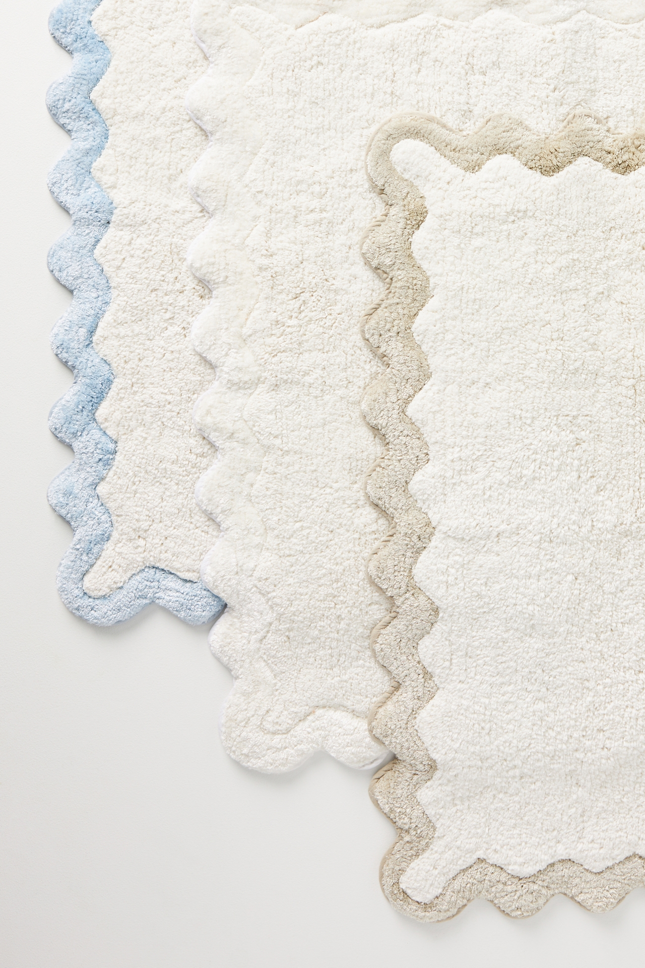 Maeve by Anthropologie Scalloped Cotton Bath Mat