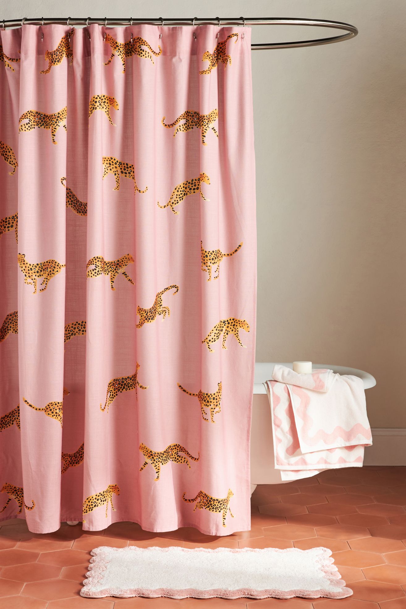 Maeve by Anthropologie Scalloped Cotton Bath Mat - Peach, S
