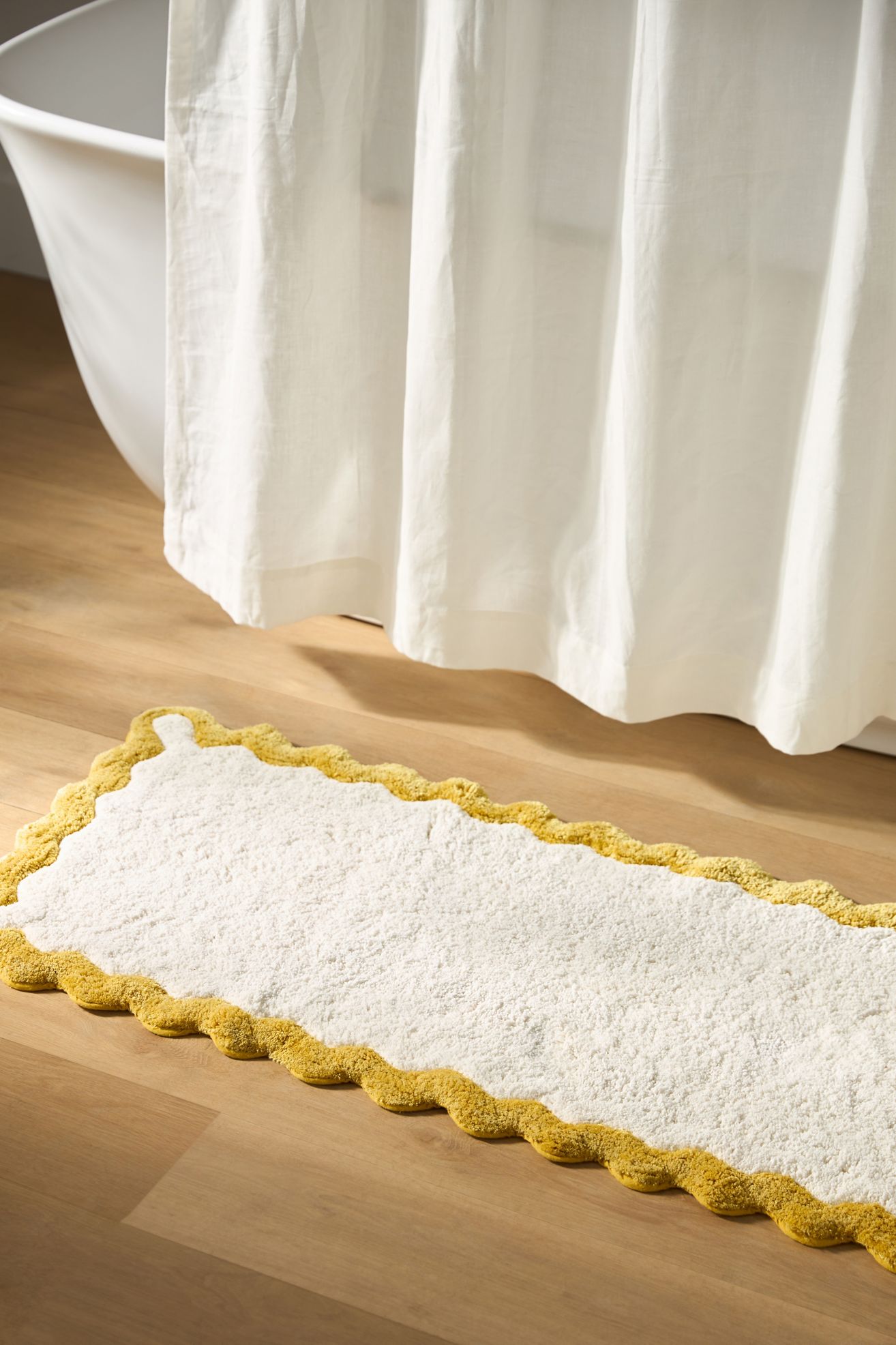 Maeve by Anthropologie Scalloped Cotton Bath Mat - Ochre, S