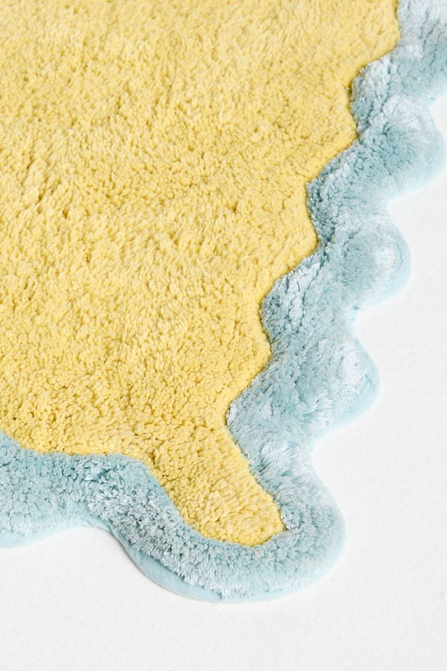 Ernestine Scalloped Bath Mat #1
