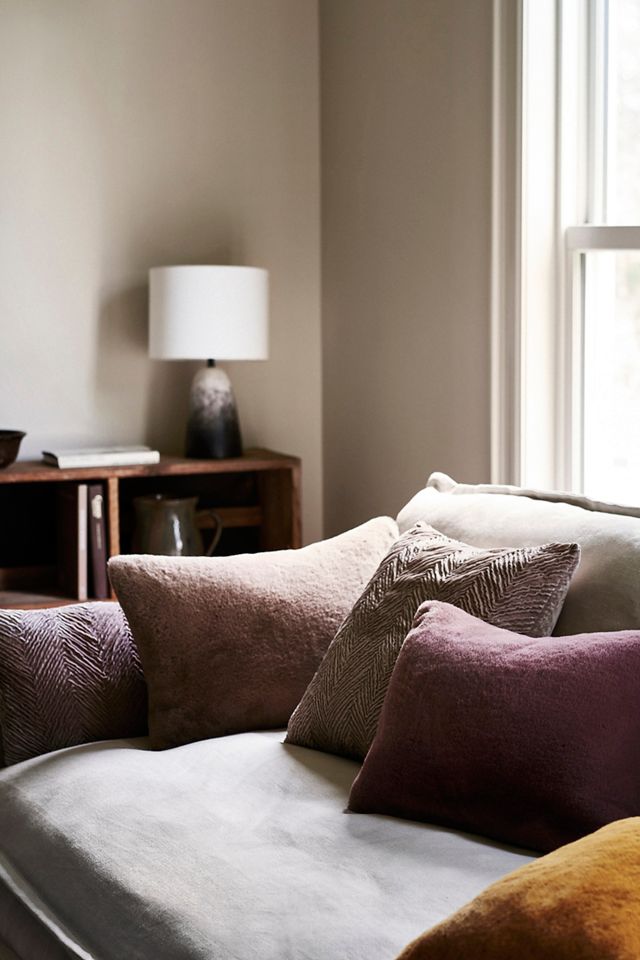 Velvet Noble Pillow #9