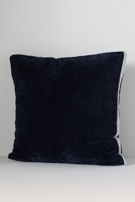Suillivan Easy Care Pillow