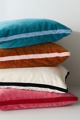Suillivan Easy Care Pillow