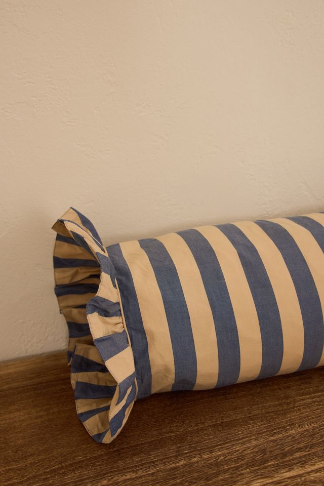 TBCo Gestreiftes Bolsterkissen #1