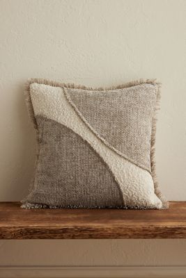 Cojín Sienna con Flecos de Ellenvale Interiors
