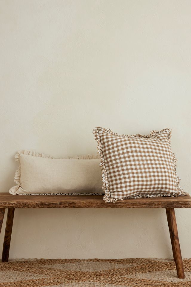 Cuscino Bolster Grace Ruffle di Ellenvale Interiors #1