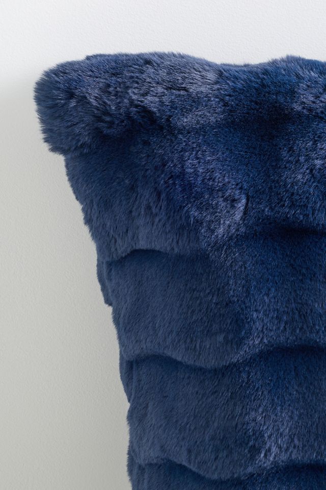 Scallop Carved Faux Fur Throw Pillow #1