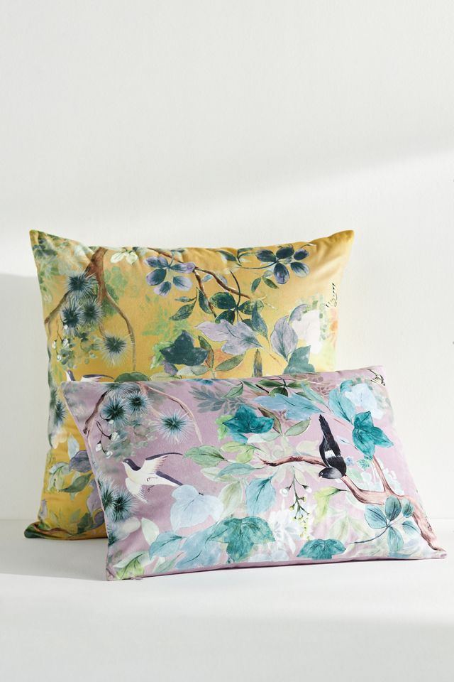 Colliere Cushion #1