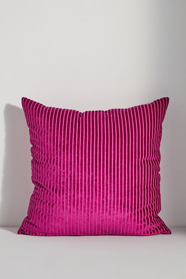 Pink sofa online pillows