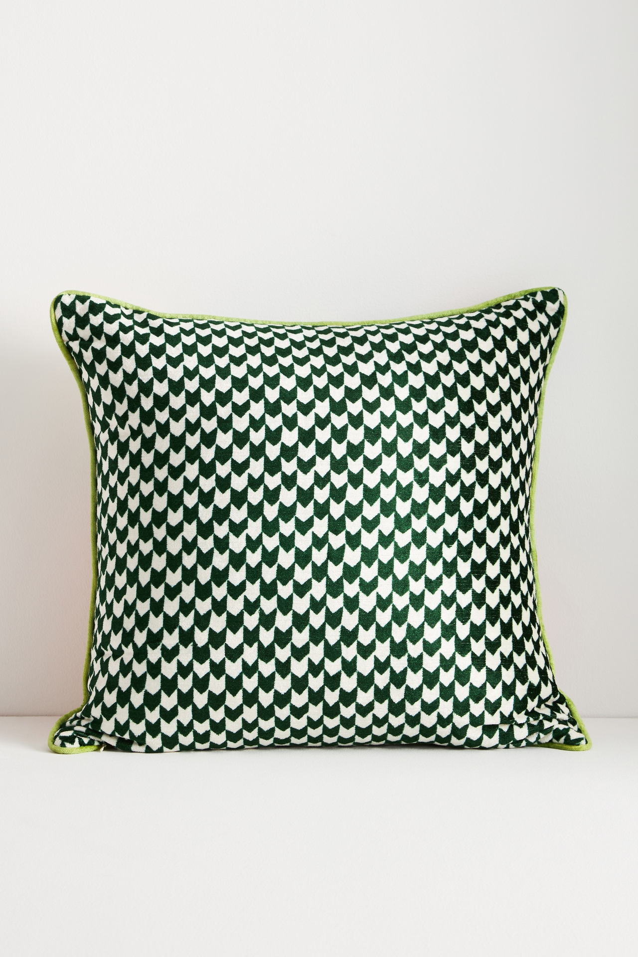 Alva Velvet Pillow